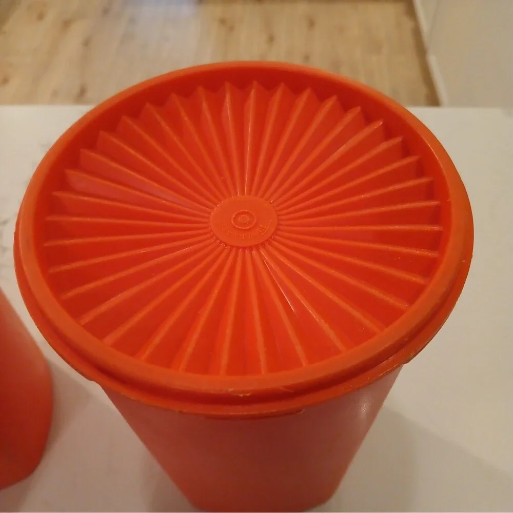 Set Of 2 Vintage Tupperware Large Servalier Canisters 10.5
